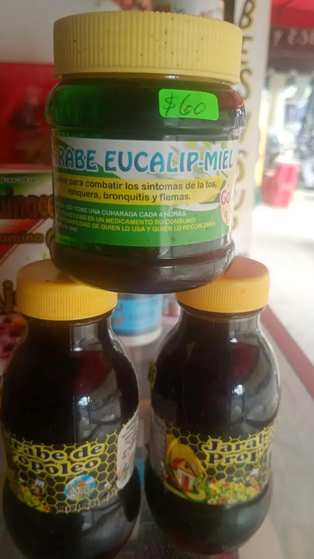 Jarabe de miel, eucalipto y propóleo